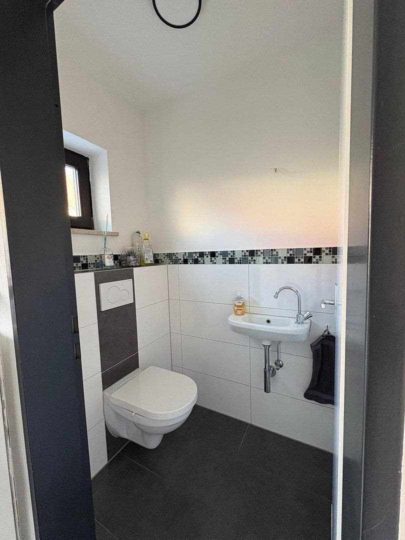 Predaj domu 131 m², pozemok 416 m², Markt Indersdorf, Bavorsko Predaj domu 131 m², pozemok 416 m², Markt Indersdorf, Bavorsko
