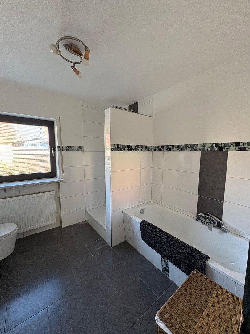 Predaj domu 131 m², pozemok 416 m², Markt Indersdorf, Bavorsko Predaj domu 131 m², pozemok 416 m², Markt Indersdorf, Bavorsko