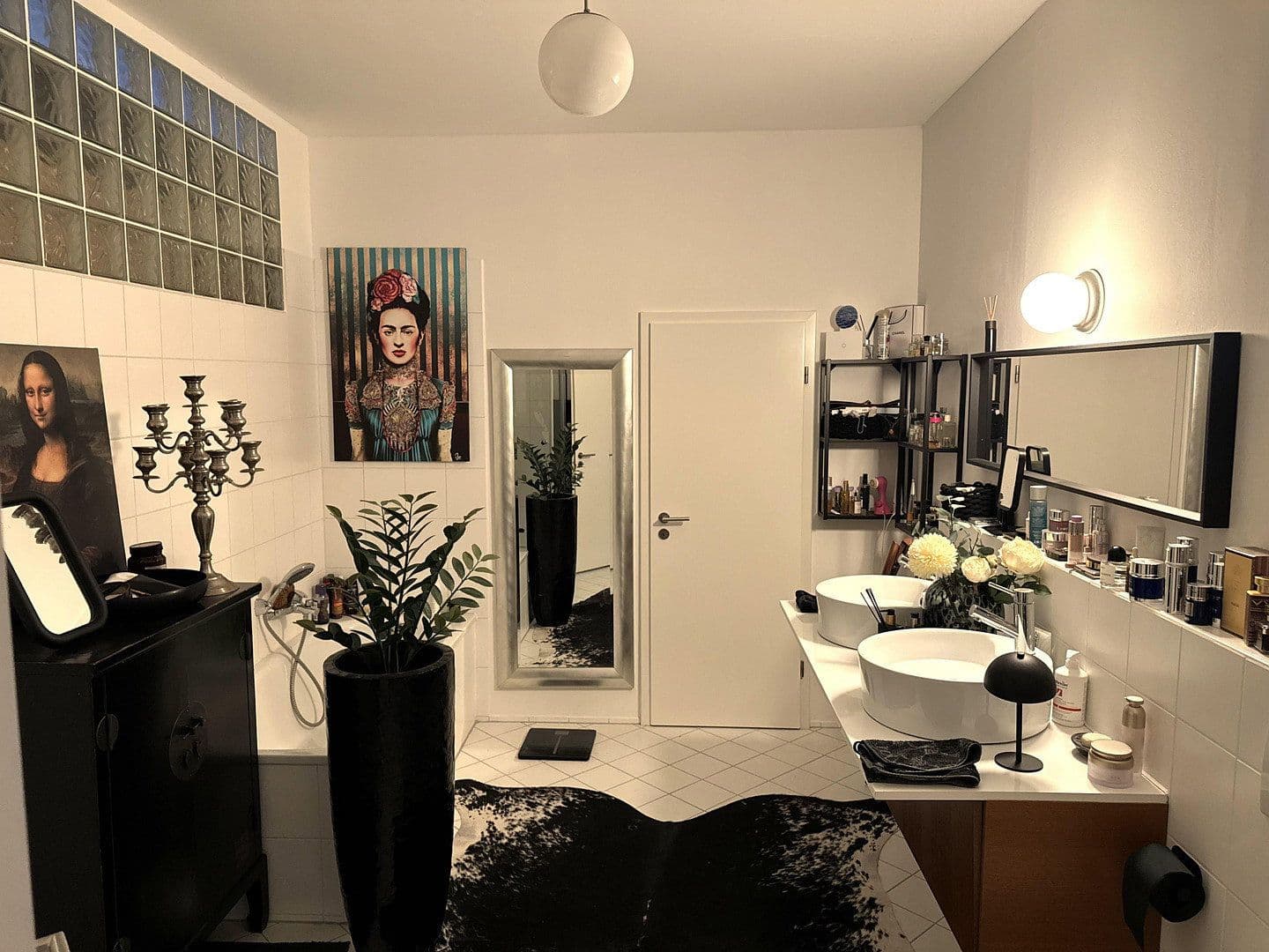 Prenájom bytu 4-izbový 180 m², wiesbaden-igstadt, Hesensko Prenájom bytu 4-izbový 180 m², wiesbaden-igstadt, Hesensko