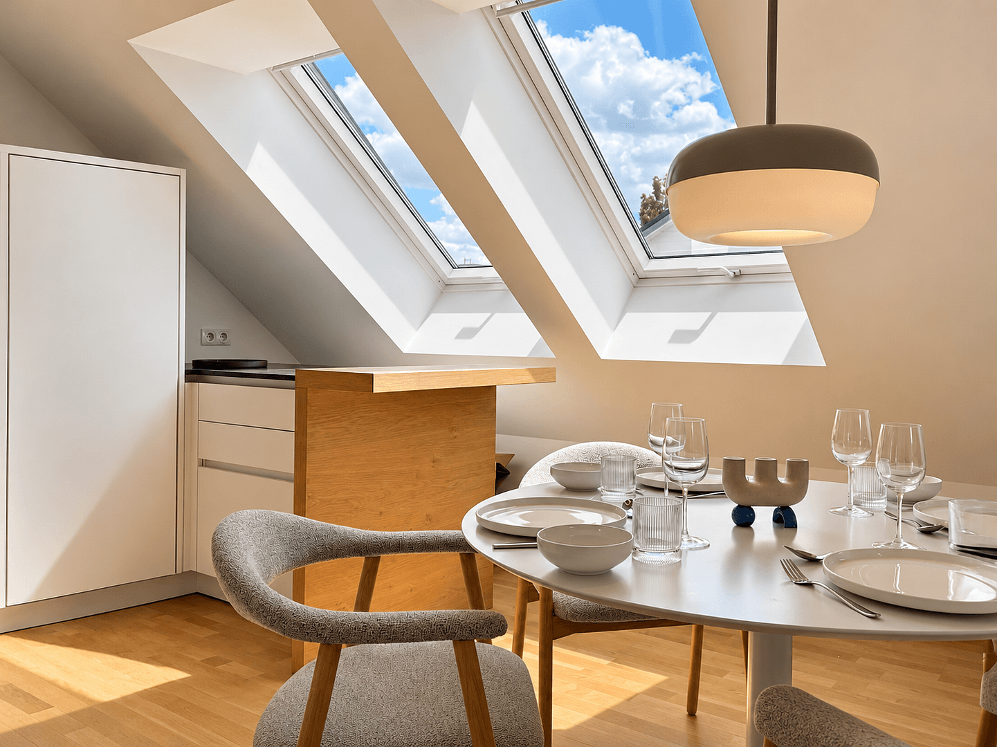 Prenájom bytu 3-izbový 70 m², Hötzlring 20, München, Bavorsko Prenájom bytu 3-izbový 70 m², Hötzlring 20, München, Bavorsko