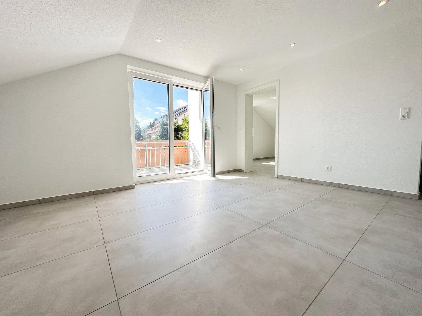Prenájom bytu 2-izbový 44 m², Arenbergstr. 11, Brigachtal, Bádensko-Wurttembersko Prenájom bytu 2-izbový 44 m², Arenbergstr. 11, Brigachtal, Bádensko-Wurttembersko