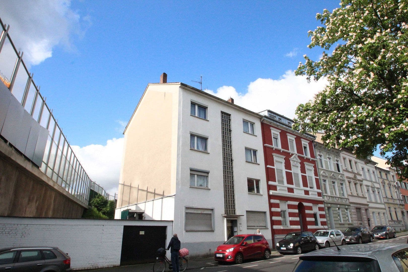Prenájom bytu 82 m², Sebastianstraße 119, Bonn, Severné Porýnie - Westfálsko Prenájom bytu 82 m², Sebastianstraße 119, Bonn, Severné Porýnie - Westfálsko