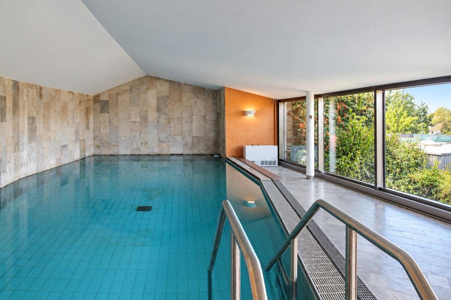Predaj bytu 4-izbový 293 m², Burgherrenstrasse 91, Stuttgart, Bádensko-Wurttembersko Predaj bytu 4-izbový 293 m², Burgherrenstrasse 91, Stuttgart, Bádensko-Wurttembersko
