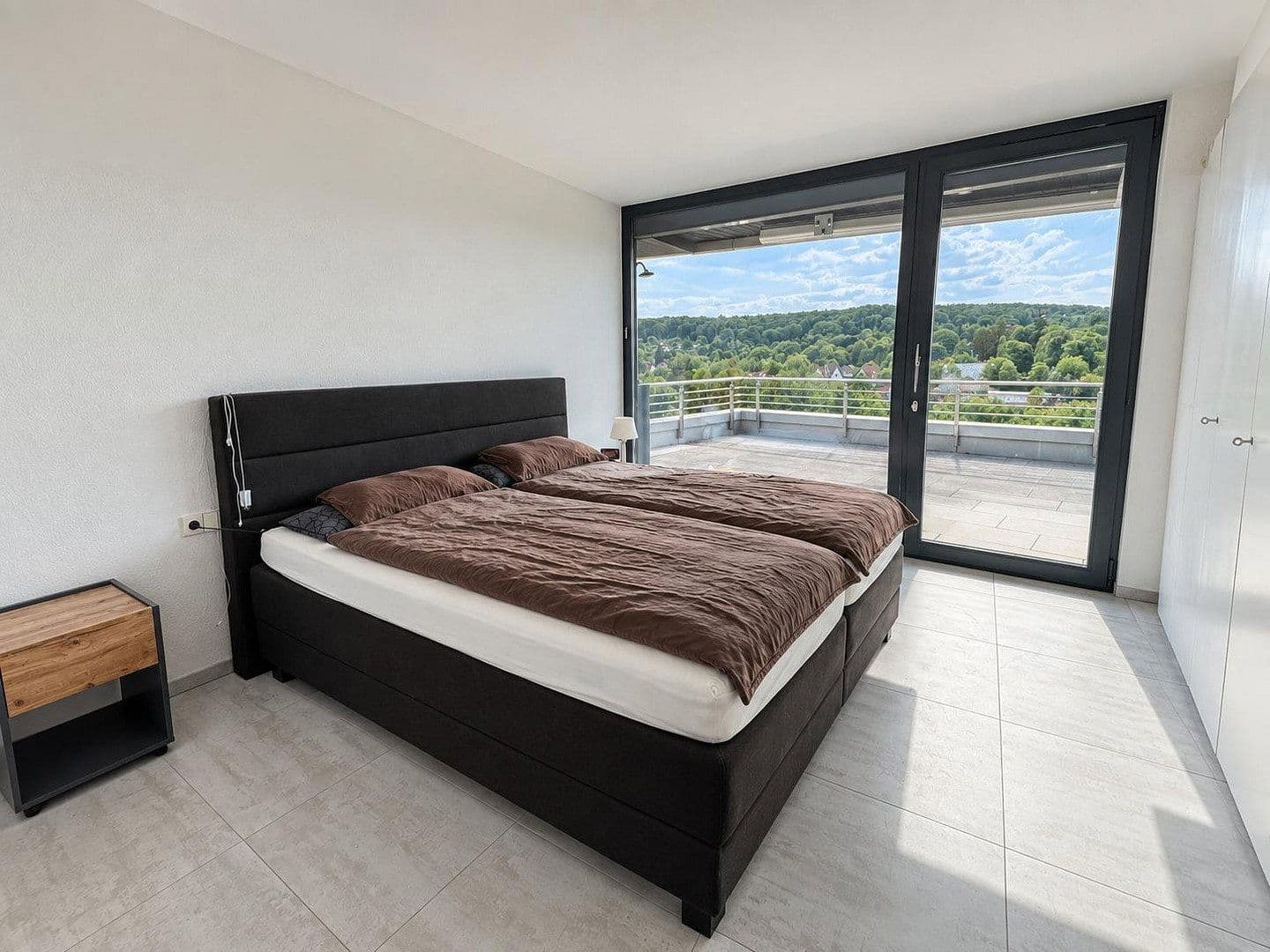 Predaj bytu 4-izbový 293 m², Burgherrenstrasse 91, Stuttgart, Bádensko-Wurttembersko Predaj bytu 4-izbový 293 m², Burgherrenstrasse 91, Stuttgart, Bádensko-Wurttembersko