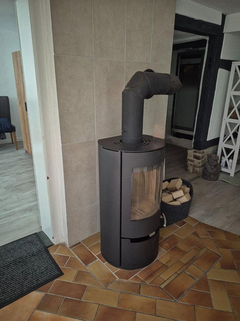 Predaj domu 79 m², pozemok 300 m², Hessisch Oldendorf, Dolné Sasko Predaj domu 79 m², pozemok 300 m², Hessisch Oldendorf, Dolné Sasko