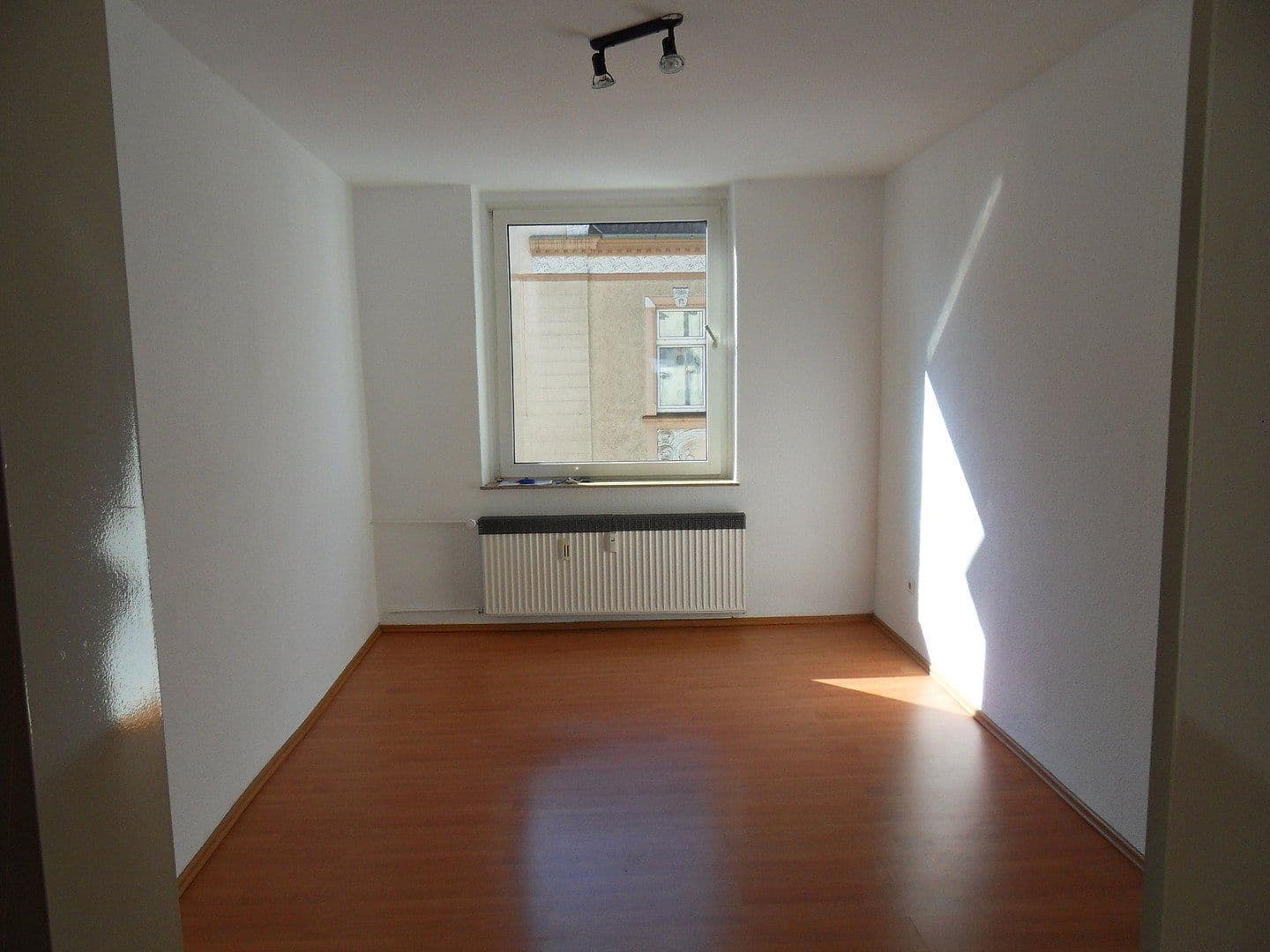 Prenájom bytu 3-izbový 75 m², Dortmund, Severné Porýnie - Westfálsko Prenájom bytu 3-izbový 75 m², Dortmund, Severné Porýnie - Westfálsko