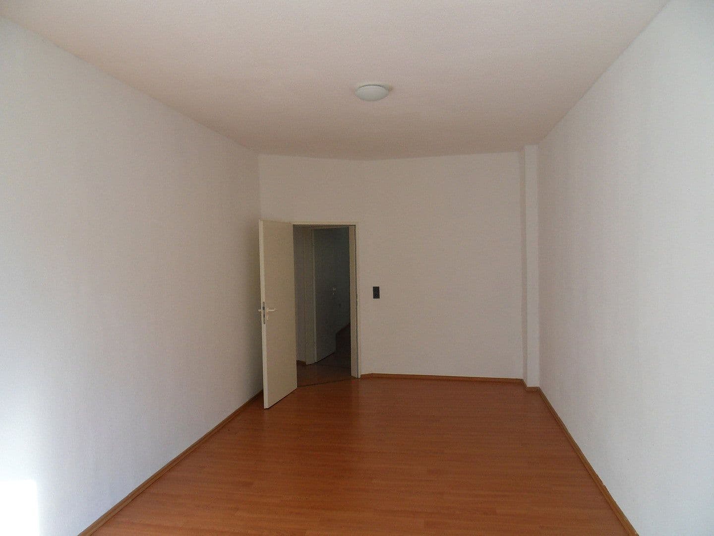 Prenájom bytu 3-izbový 75 m², Dortmund, Severné Porýnie - Westfálsko Prenájom bytu 3-izbový 75 m², Dortmund, Severné Porýnie - Westfálsko