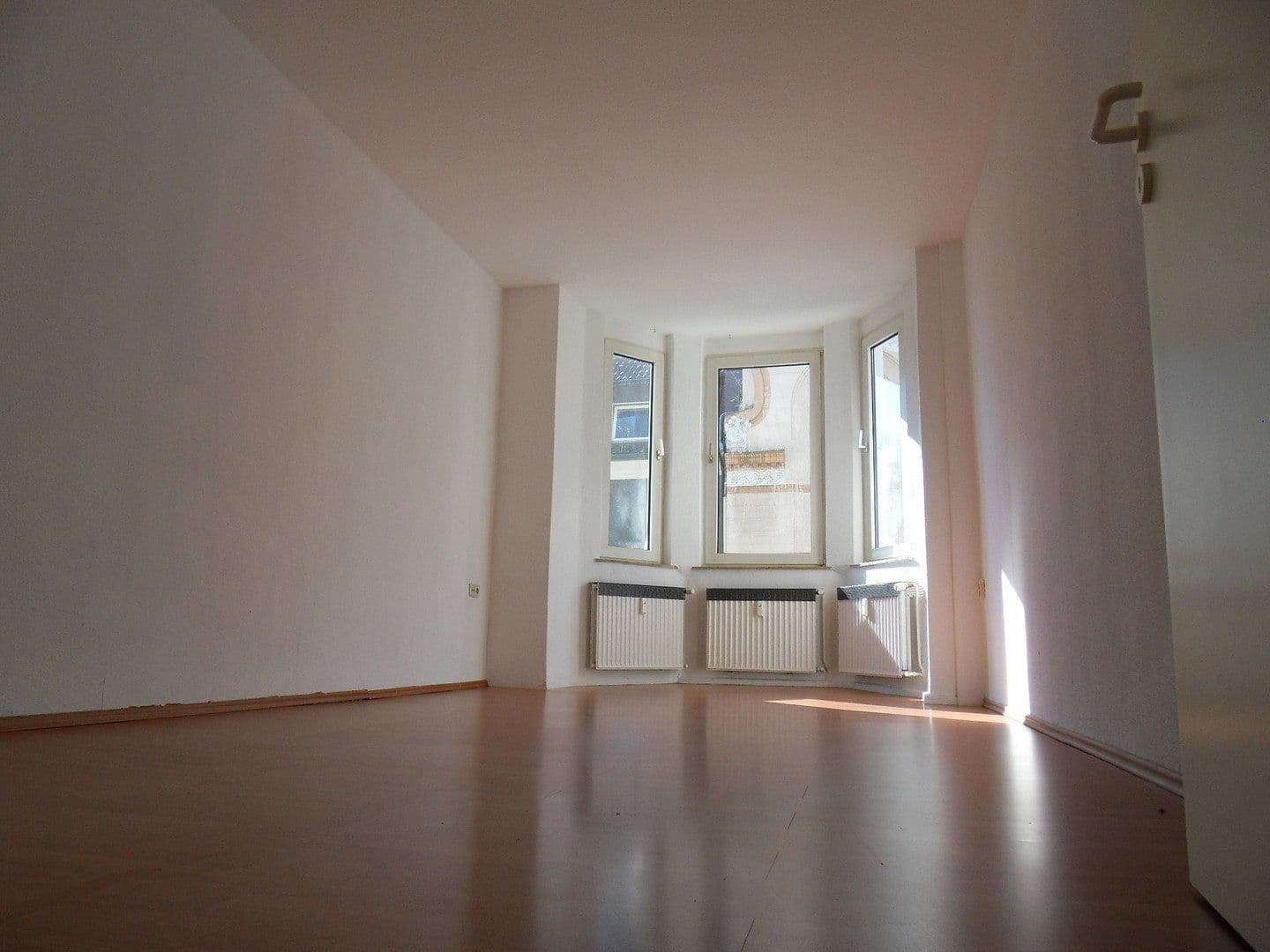 Prenájom bytu 3-izbový 75 m², Dortmund, Severné Porýnie - Westfálsko Prenájom bytu 3-izbový 75 m², Dortmund, Severné Porýnie - Westfálsko