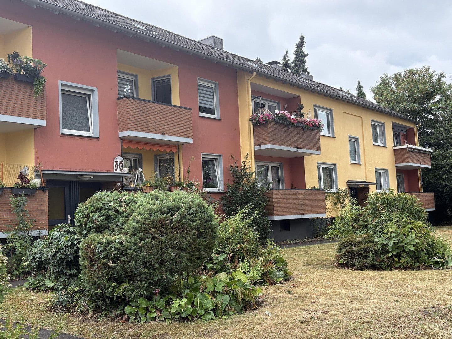 Predaj domu 500 m², pozemok 1.496 m², Solingen, Severné Porýnie - Westfálsko Predaj domu 500 m², pozemok 1.496 m², Solingen, Severné Porýnie - Westfálsko