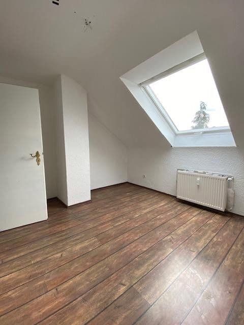 Prenájom bytu 3-izbový 70 m², Usinger Str. 94, Ober-Mörlen, Hesensko Prenájom bytu 3-izbový 70 m², Usinger Str. 94, Ober-Mörlen, Hesensko