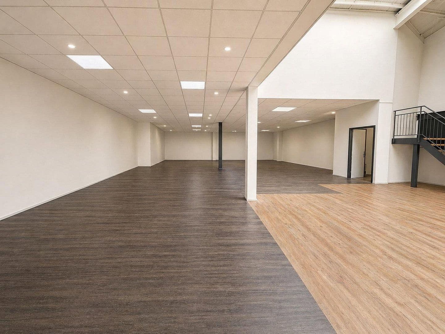 Prenájom nebytového priestoru 70 m², Georg-Fischer-Straße 32, Singen (Hohentwiel), Bádensko-Wurttembersko Prenájom nebytového priestoru 70 m², Georg-Fischer-Straße 32, Singen (Hohentwiel), Bádensko-Wurttembersko
