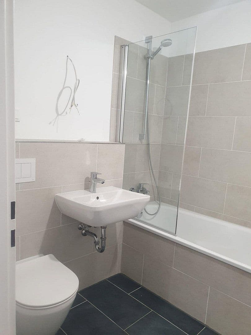 Prenájom bytu 4-izbový 80 m², Neuhof 10, Reinfeld, Šlezvicko-Holštajnsko Prenájom bytu 4-izbový 80 m², Neuhof 10, Reinfeld, Šlezvicko-Holštajnsko