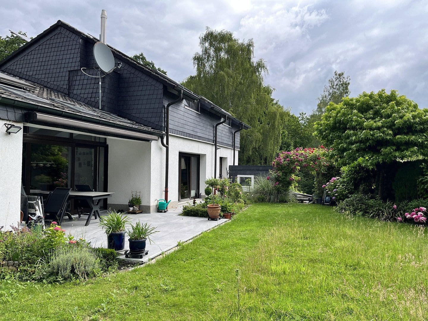 Predaj domu 174 m², pozemok 608 m², Schwerte, Severné Porýnie - Westfálsko Predaj domu 174 m², pozemok 608 m², Schwerte, Severné Porýnie - Westfálsko