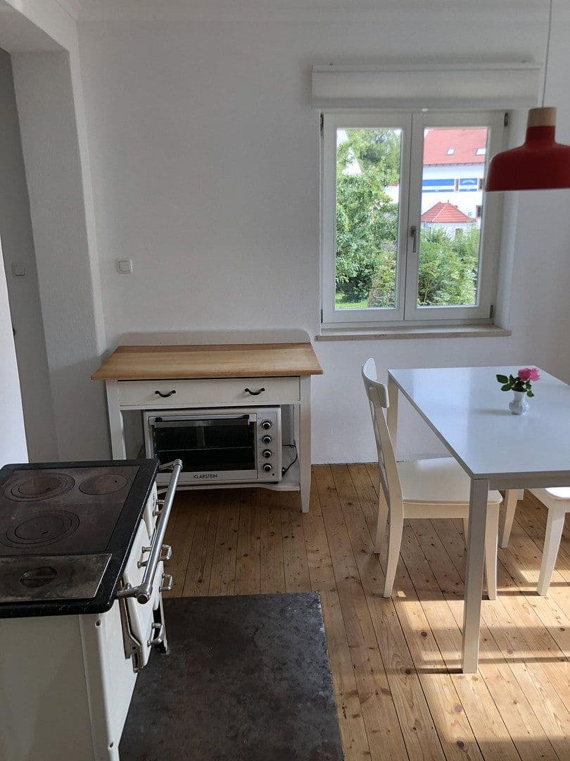 Prenájom bytu 3-izbový 70 m², Schondorf, Bavorsko Prenájom bytu 3-izbový 70 m², Schondorf, Bavorsko
