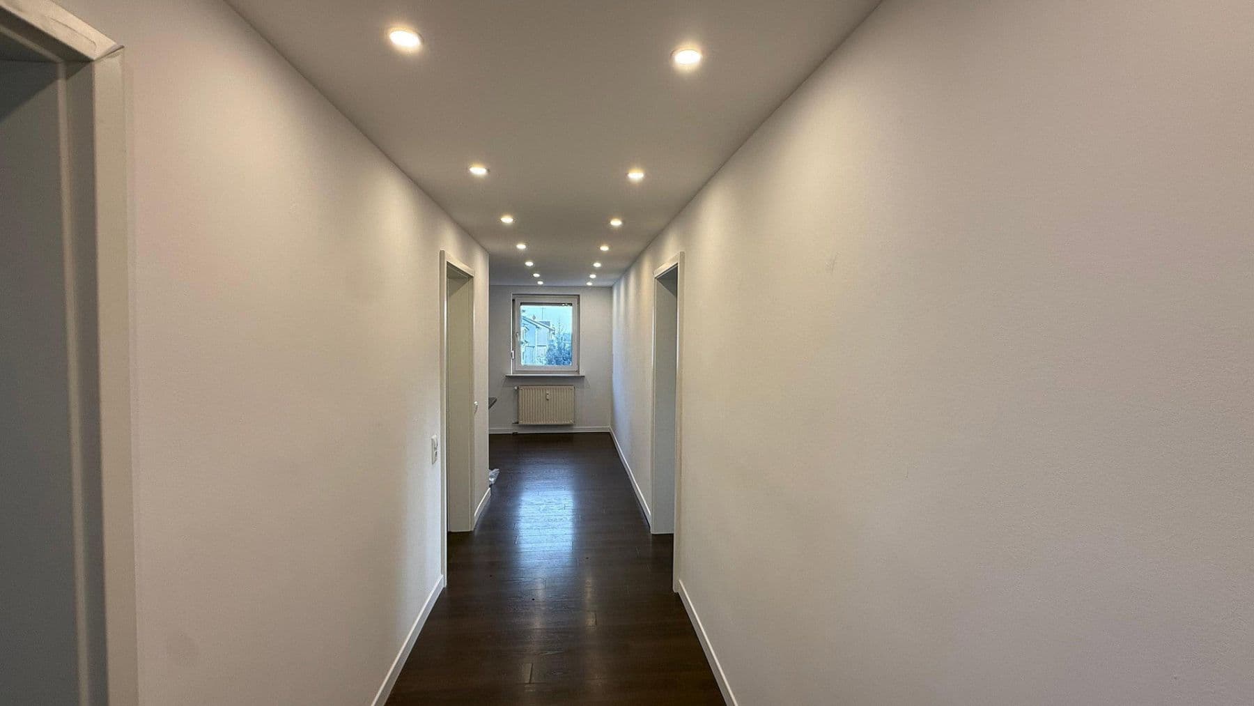 Prenájom bytu 3-izbový 73 m², Wiesenstraße 12, Eltville am Rhein, Hesensko Prenájom bytu 3-izbový 73 m², Wiesenstraße 12, Eltville am Rhein, Hesensko