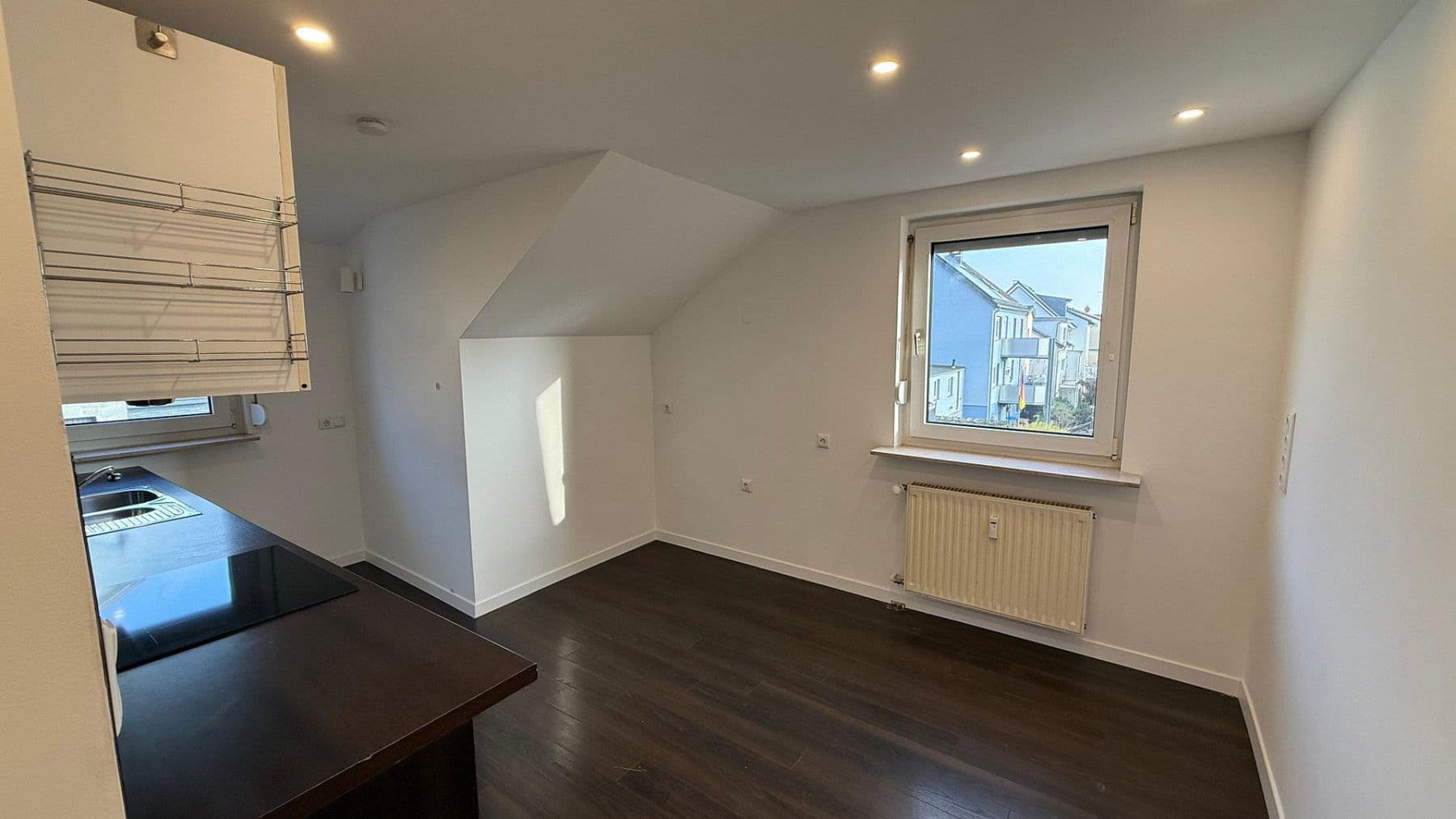 Prenájom bytu 3-izbový 73 m², Wiesenstraße 12, Eltville am Rhein, Hesensko Prenájom bytu 3-izbový 73 m², Wiesenstraße 12, Eltville am Rhein, Hesensko