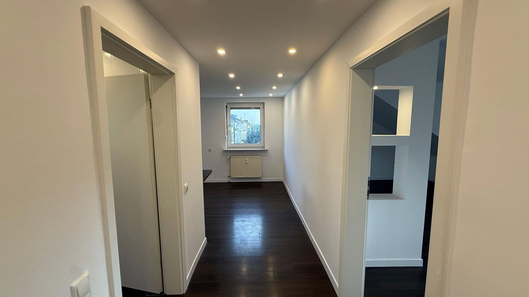 Prenájom bytu 3-izbový 73 m², Wiesenstraße 12, Eltville am Rhein, Hesensko Prenájom bytu 3-izbový 73 m², Wiesenstraße 12, Eltville am Rhein, Hesensko