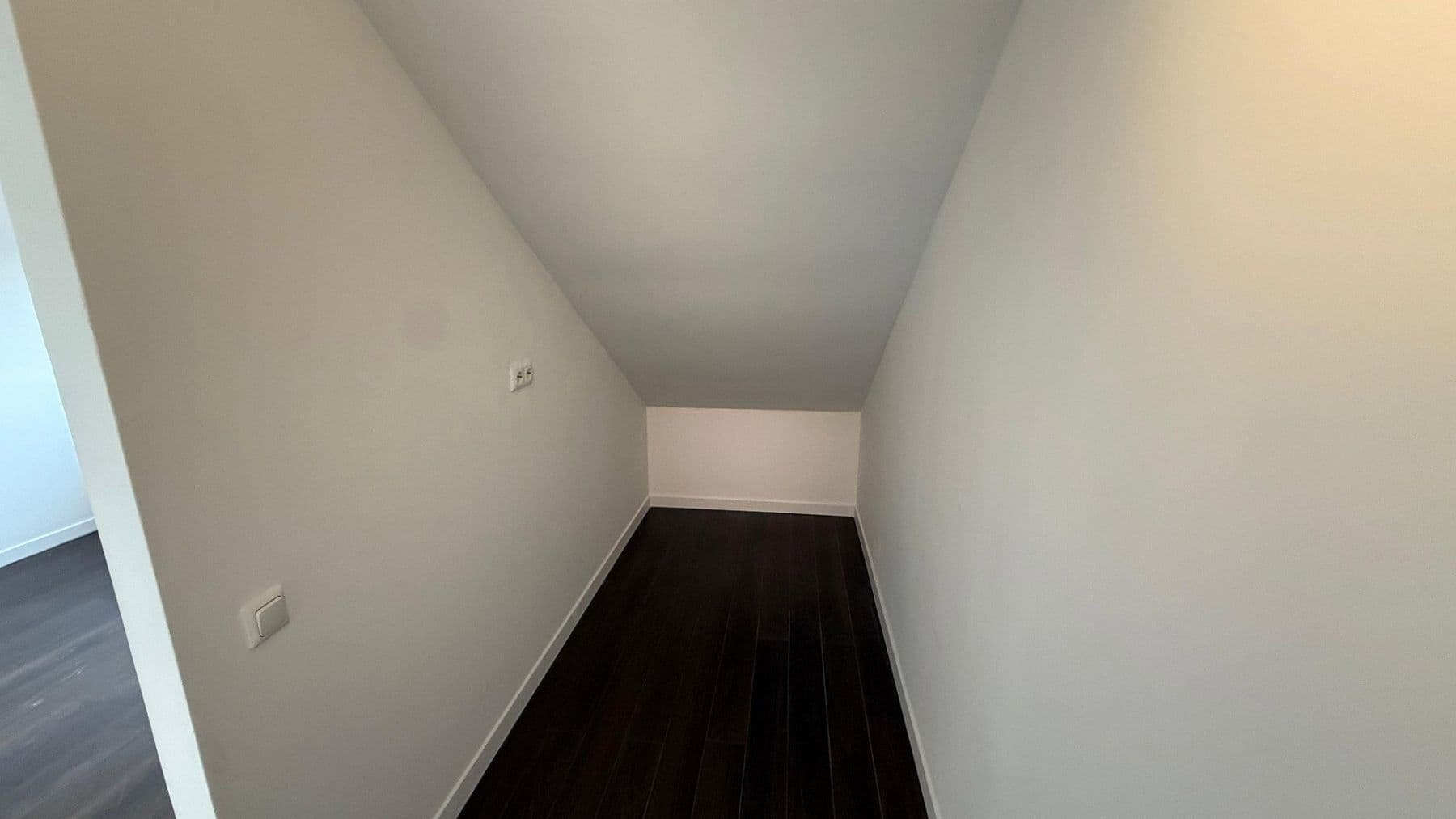 Prenájom bytu 3-izbový 73 m², Wiesenstraße 12, Eltville am Rhein, Hesensko Prenájom bytu 3-izbový 73 m², Wiesenstraße 12, Eltville am Rhein, Hesensko
