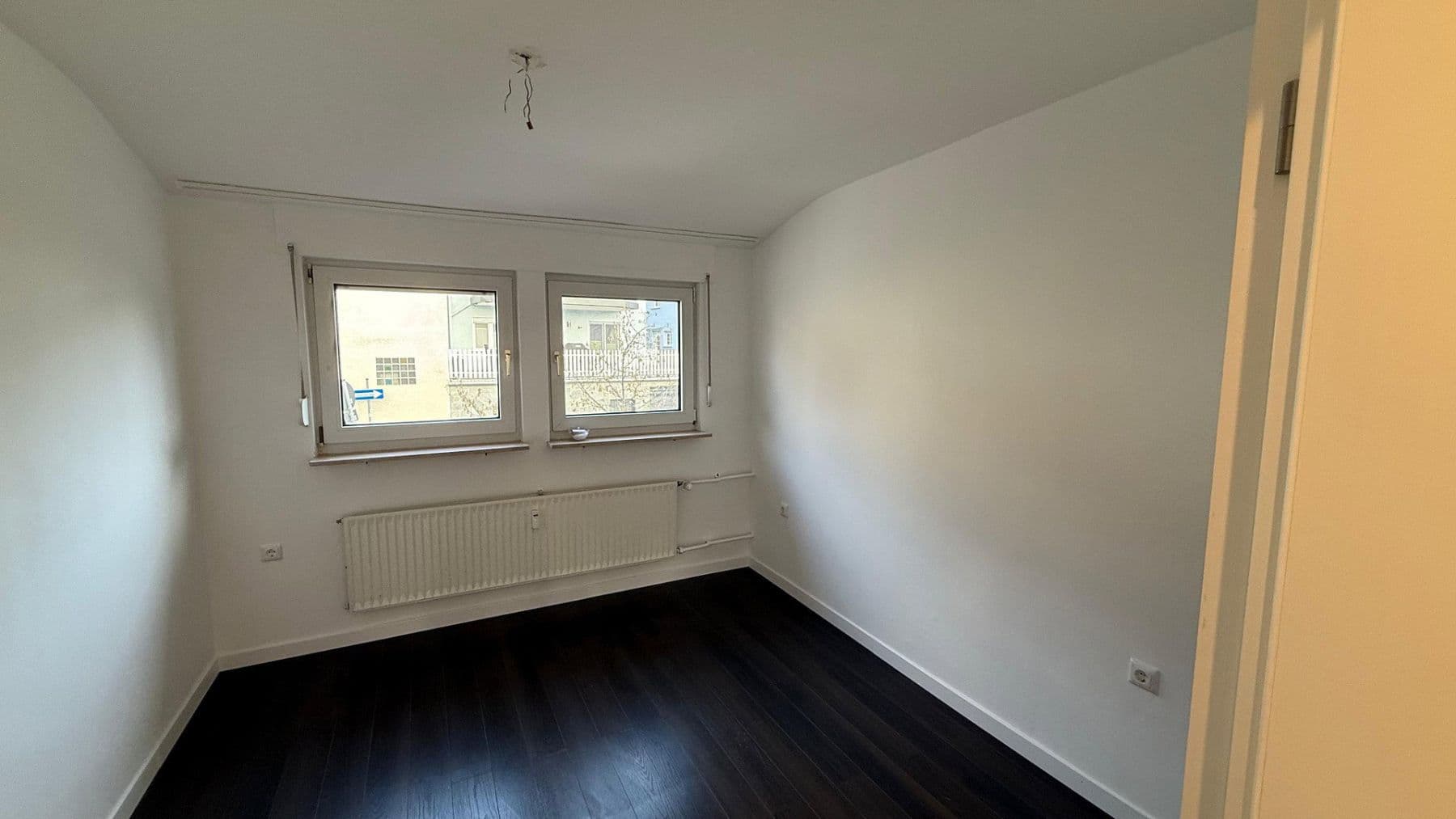 Prenájom bytu 3-izbový 73 m², Wiesenstraße 12, Eltville am Rhein, Hesensko Prenájom bytu 3-izbový 73 m², Wiesenstraße 12, Eltville am Rhein, Hesensko