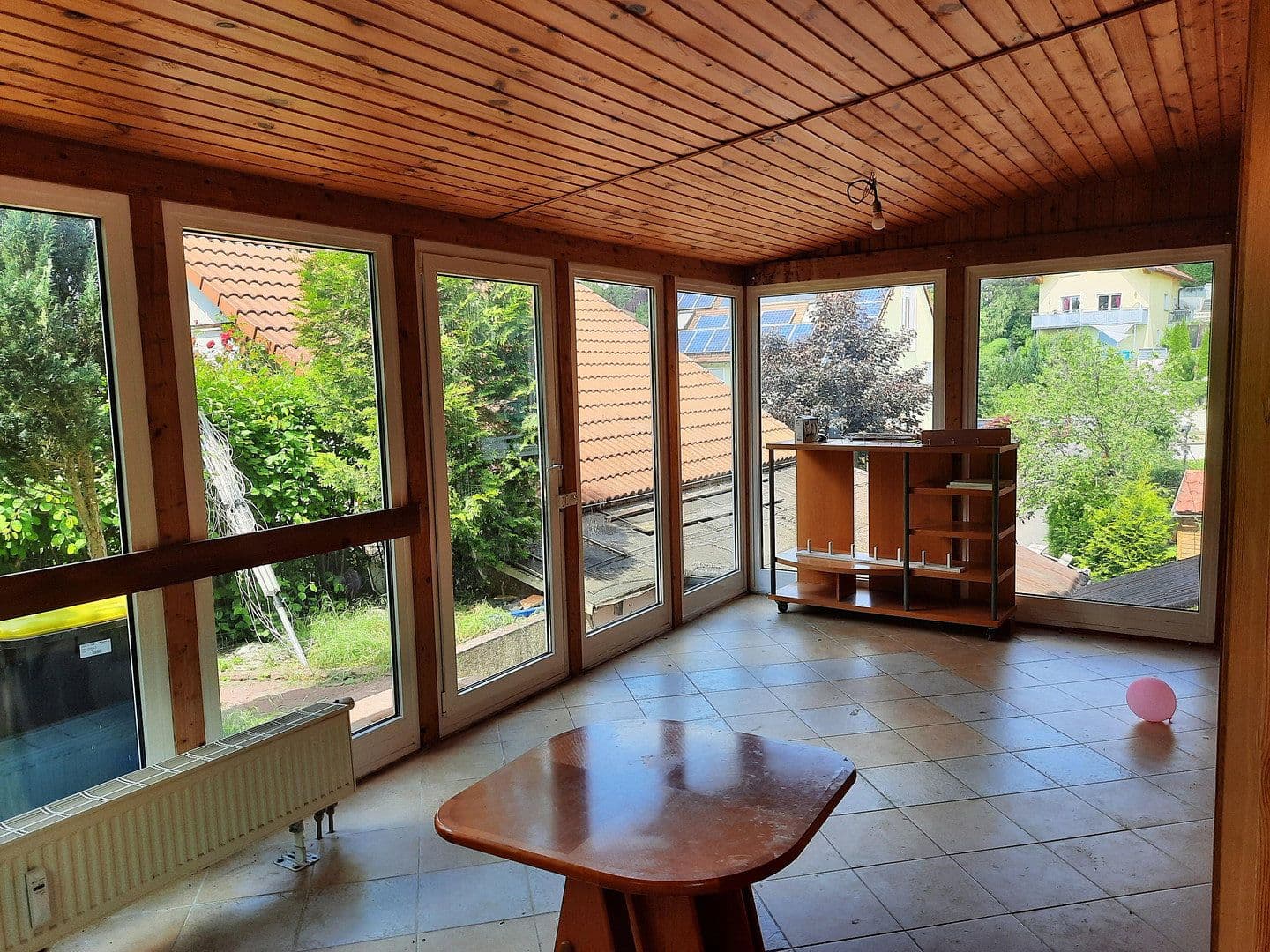 Prenájom domu 124 m², pozemok 320 m², Wilhermsdorf, Bavorsko Prenájom domu 124 m², pozemok 320 m², Wilhermsdorf, Bavorsko
