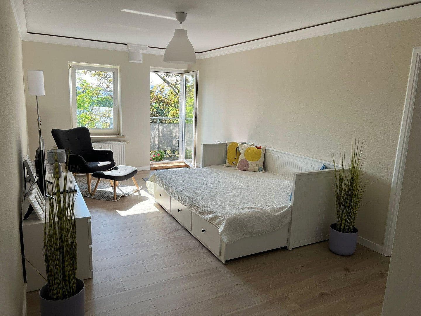 Prenájom bytu 2-izbový 83 m², Delitzscher Straße 90, Leipzig, Sasko Prenájom bytu 2-izbový 83 m², Delitzscher Straße 90, Leipzig, Sasko