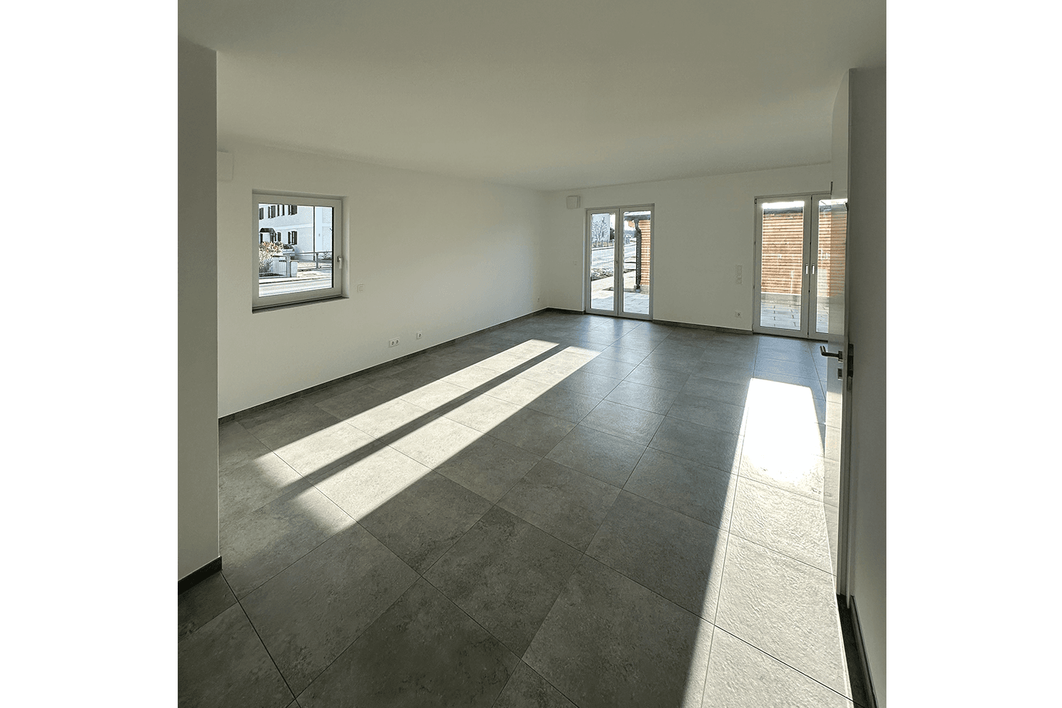 Predaj domu 130 m², pozemok 359 m², Georg-Scheßl-Weg 1A, Deggendorf, Bavorsko Predaj domu 130 m², pozemok 359 m², Georg-Scheßl-Weg 1A, Deggendorf, Bavorsko