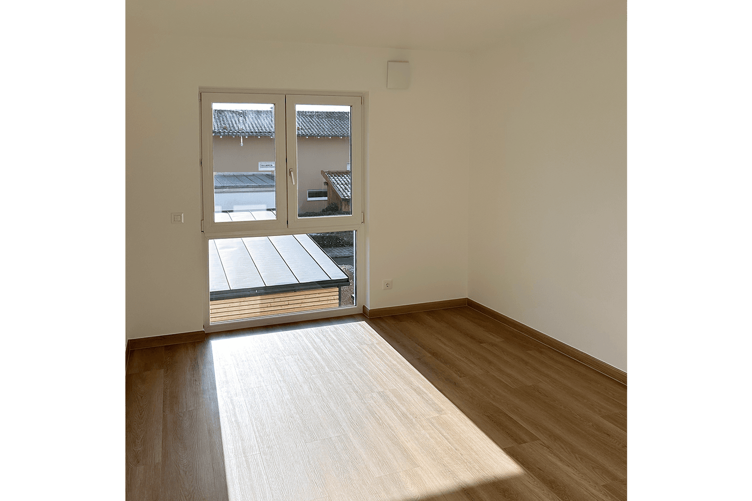 Predaj domu 130 m², pozemok 359 m², Georg-Scheßl-Weg 1A, Deggendorf, Bavorsko Predaj domu 130 m², pozemok 359 m², Georg-Scheßl-Weg 1A, Deggendorf, Bavorsko