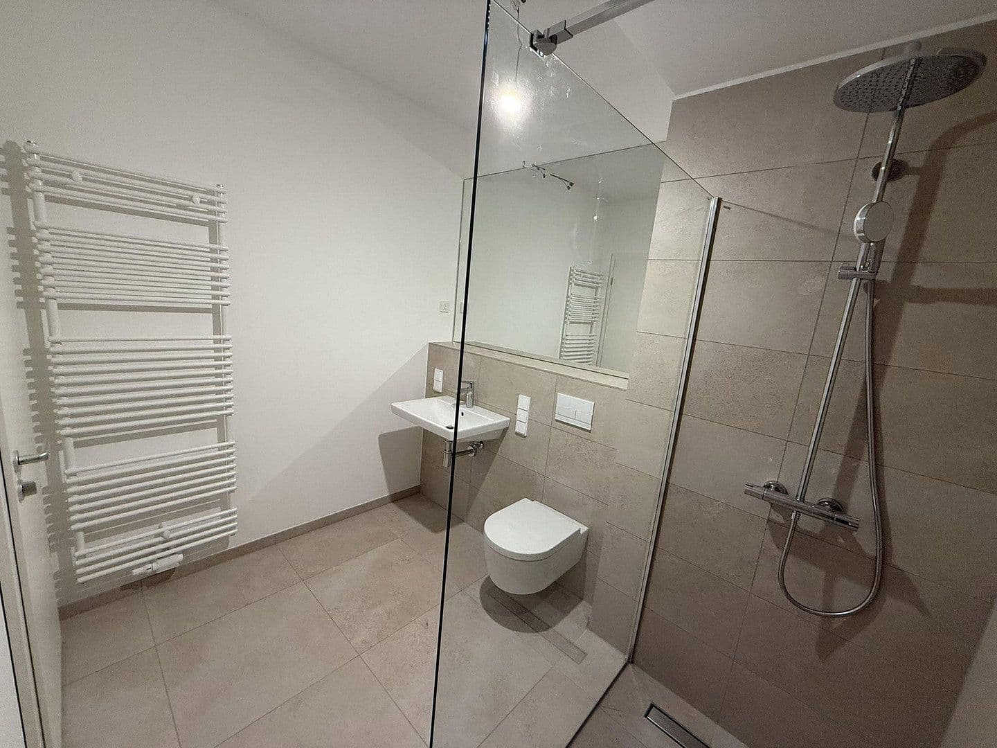 Prenájom bytu 2-izbový 50 m², Wendenschloßstraße 332-B, Berlin, Berlín Prenájom bytu 2-izbový 50 m², Wendenschloßstraße 332-B, Berlin, Berlín