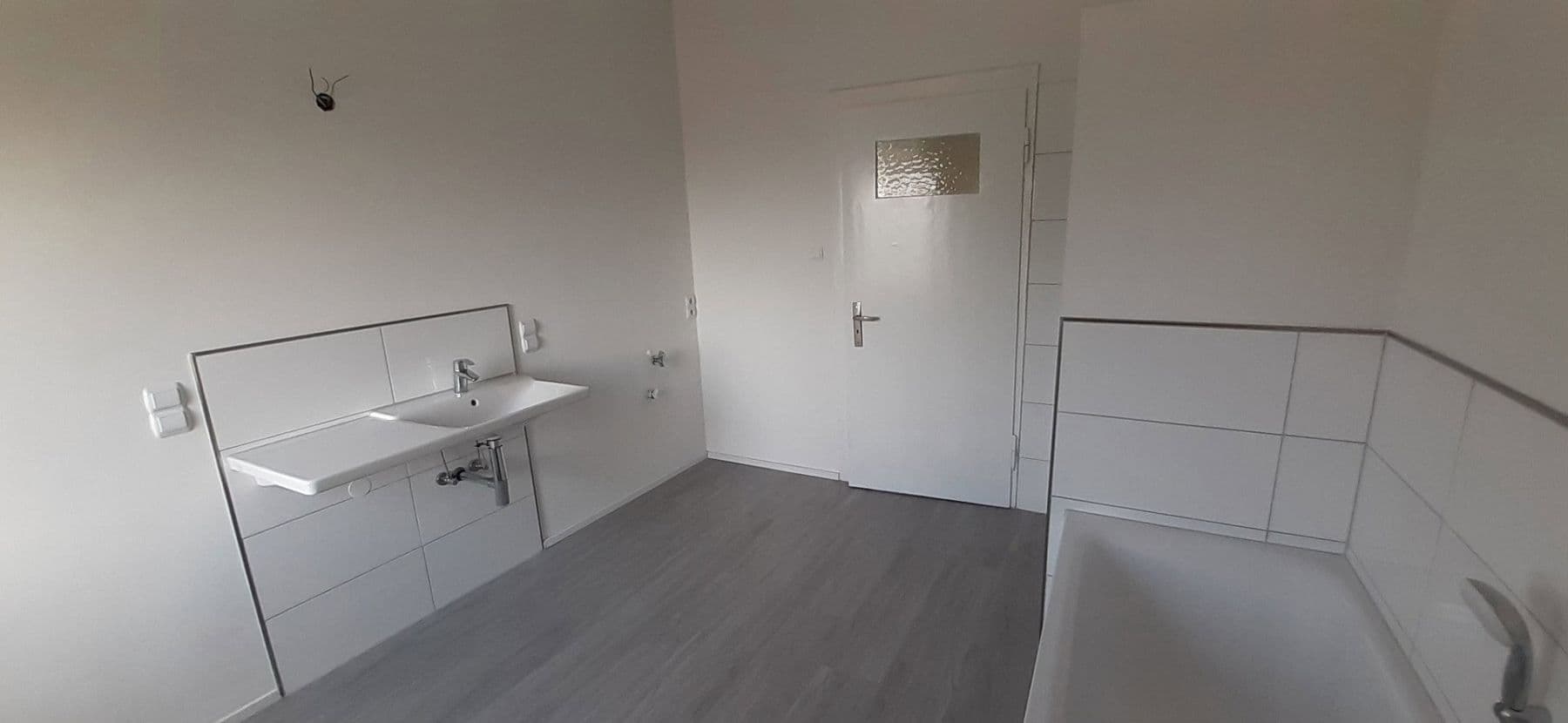 Prenájom bytu 3-izbový 82 m², Grabenstr.190, Duisburg, Severné Porýnie - Westfálsko Prenájom bytu 3-izbový 82 m², Grabenstr.190, Duisburg, Severné Porýnie - Westfálsko