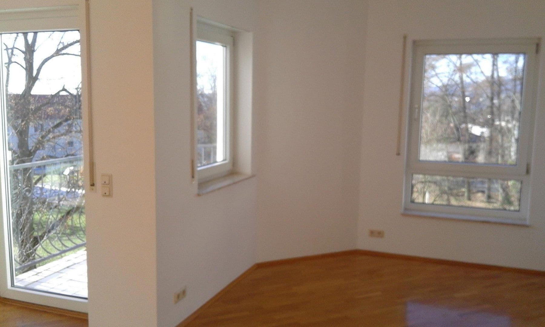 Prenájom bytu 3-izbový 101 m², Wiesbaden-Sonnenberg, Hesensko Prenájom bytu 3-izbový 101 m², Wiesbaden-Sonnenberg, Hesensko