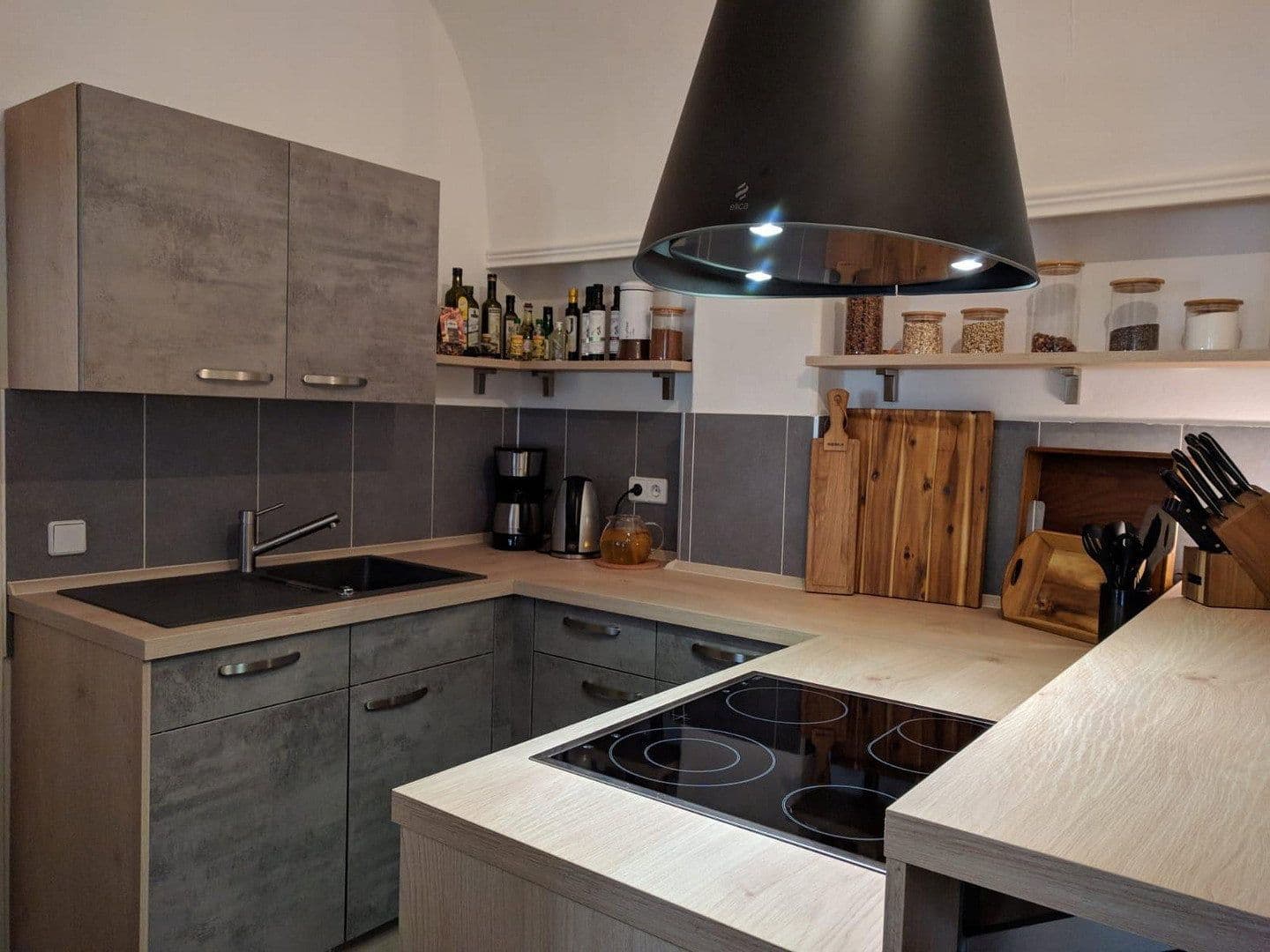 Prenájom bytu 3-izbový 93 m², Meißner Straße, 3, Wilsdruff, Sasko Prenájom bytu 3-izbový 93 m², Meißner Straße, 3, Wilsdruff, Sasko