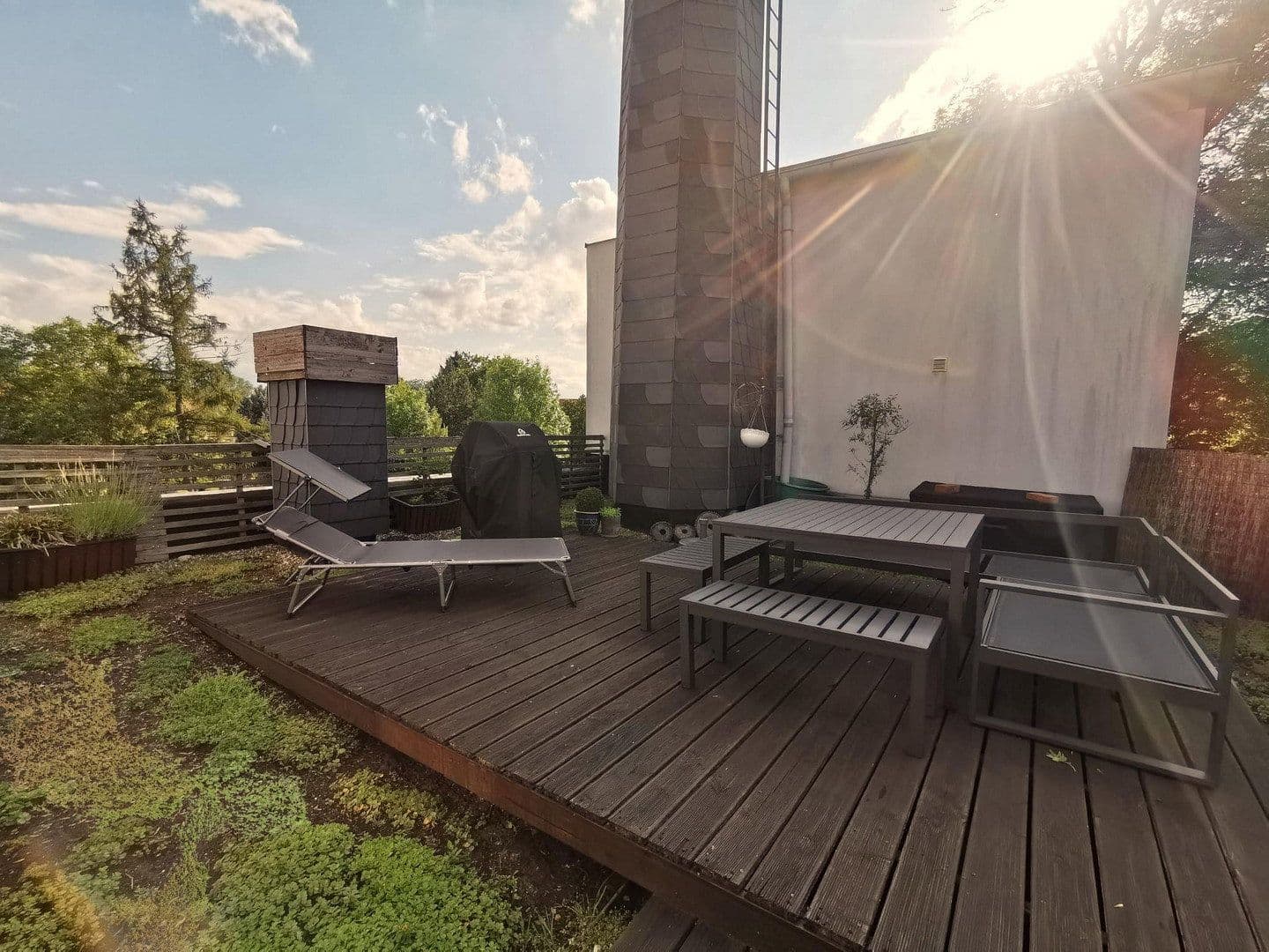 Prenájom bytu 3-izbový 93 m², Meißner Straße, 3, Wilsdruff, Sasko Prenájom bytu 3-izbový 93 m², Meißner Straße, 3, Wilsdruff, Sasko