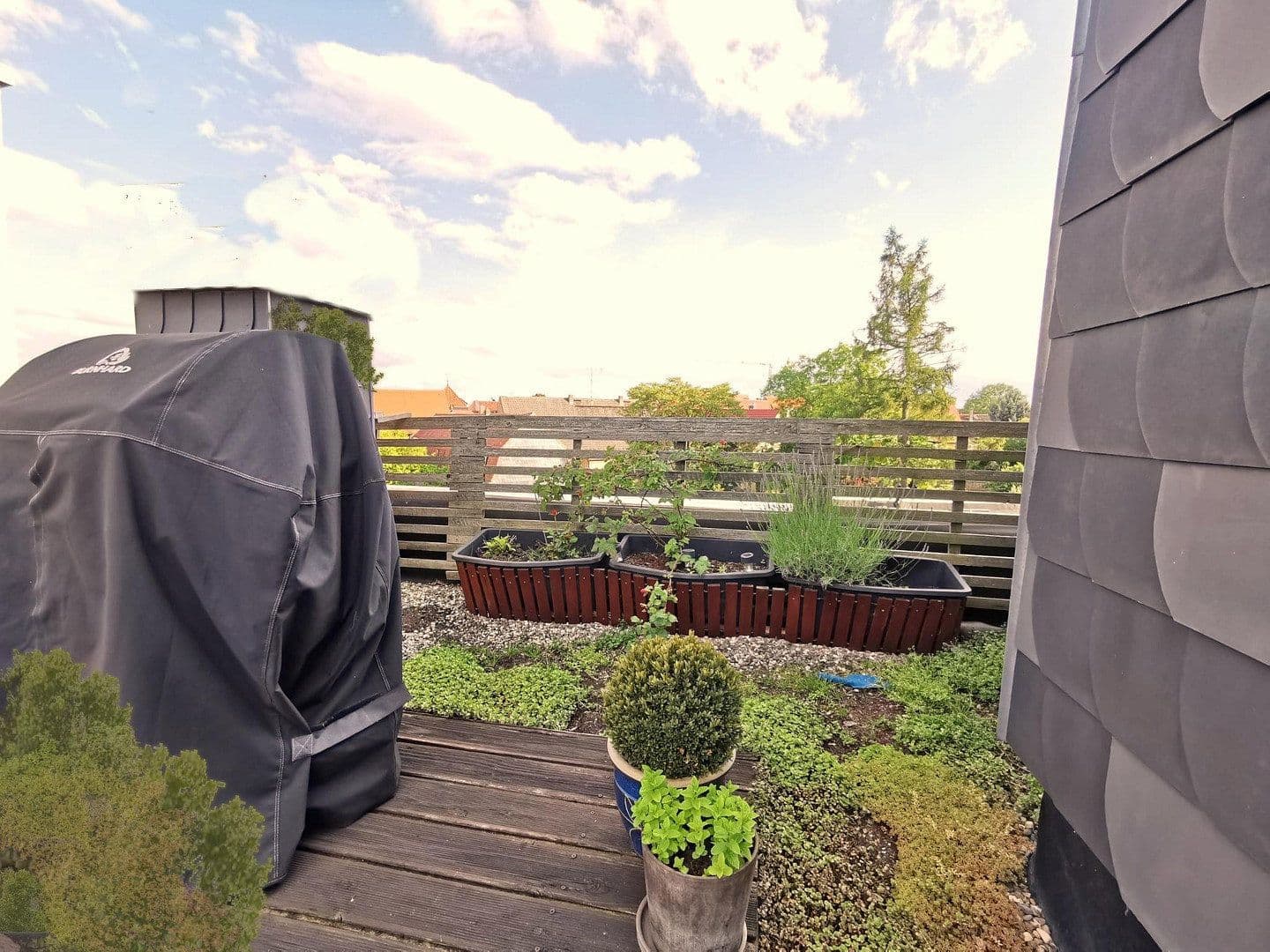 Prenájom bytu 3-izbový 93 m², Meißner Straße, 3, Wilsdruff, Sasko Prenájom bytu 3-izbový 93 m², Meißner Straße, 3, Wilsdruff, Sasko