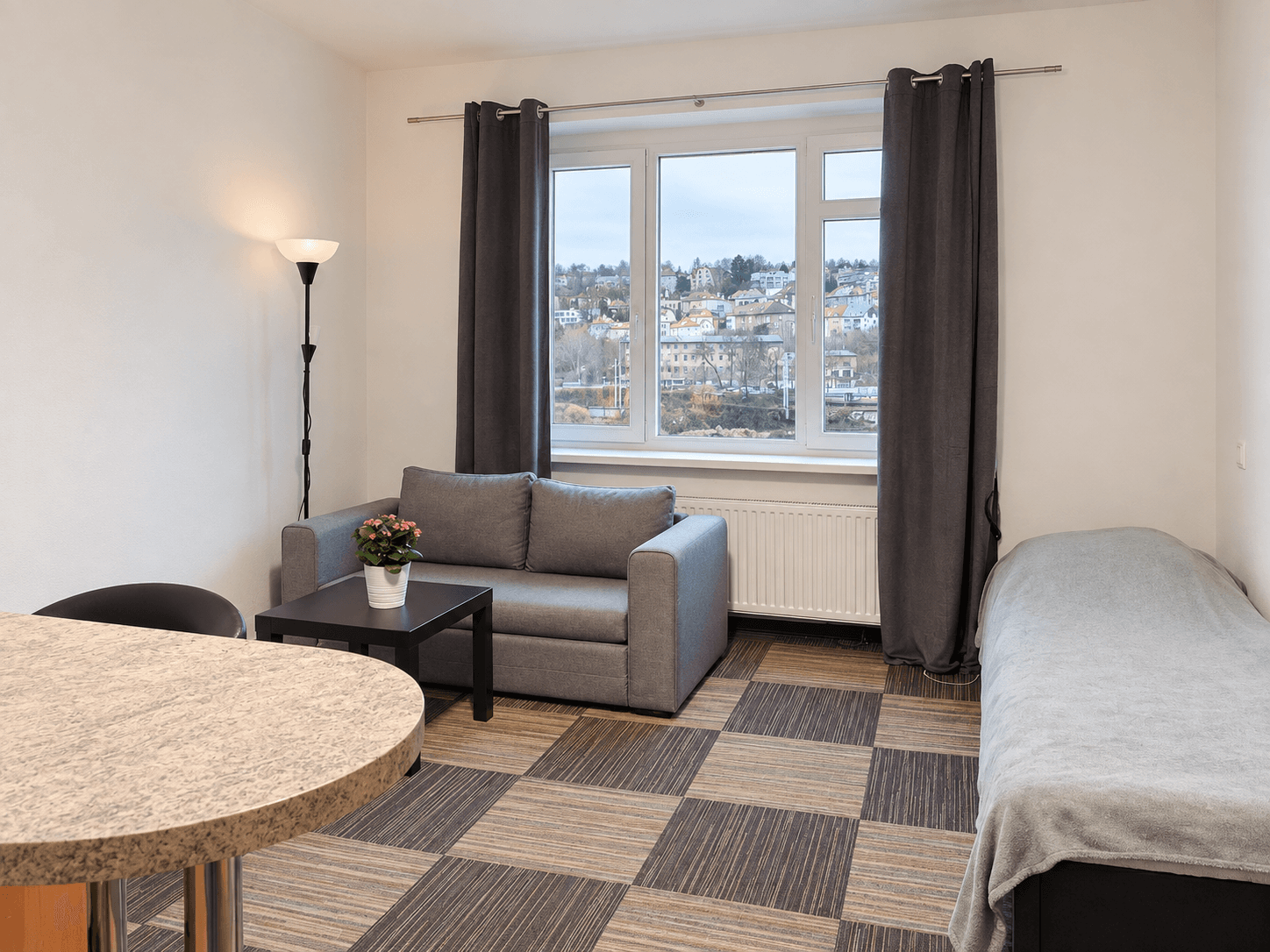 Prenájom bytu 1-izbový 30 m², Kolbenova, Praha, Praha Prenájom bytu 1-izbový 30 m², Kolbenova, Praha, Praha