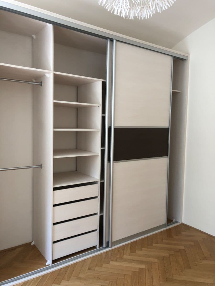 Prenájom bytu 2-izbový 46 m², Roháčova, Praha, Praha Prenájom bytu 2-izbový 46 m², Roháčova, Praha, Praha