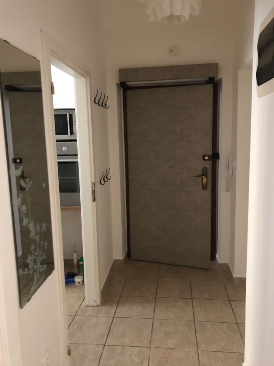 Prenájom bytu 2-izbový 46 m², Roháčova, Praha, Praha Prenájom bytu 2-izbový 46 m², Roháčova, Praha, Praha