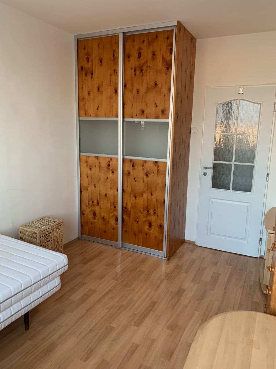 Prenájom bytu 3-izbový 68 m², Ctěnická, Praha, Praha Prenájom bytu 3-izbový 68 m², Ctěnická, Praha, Praha