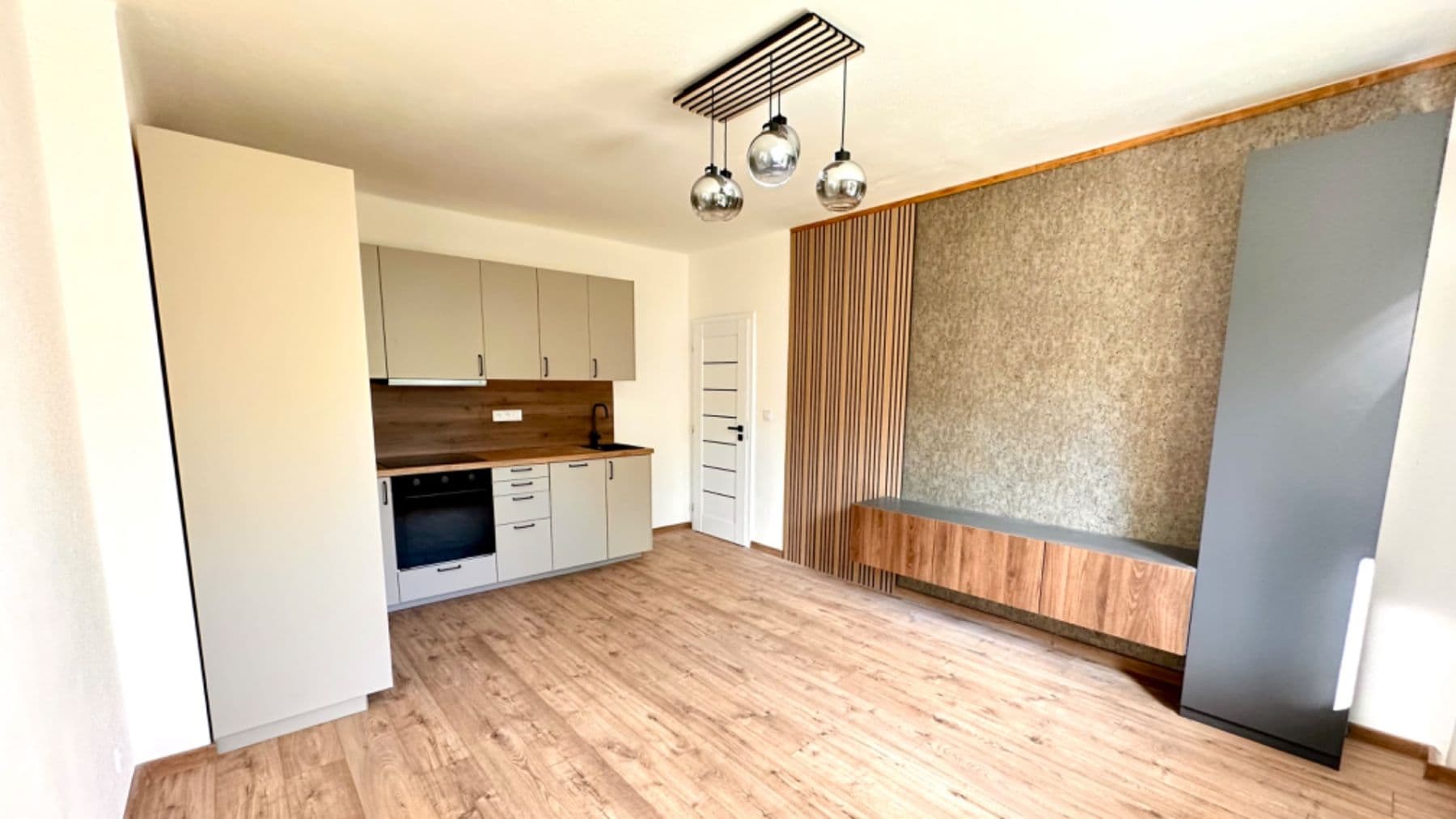 Predaj bytu 2-izbový 36 m², Rýmařovská, Praha, Praha Predaj bytu 2-izbový 36 m², Rýmařovská, Praha, Praha