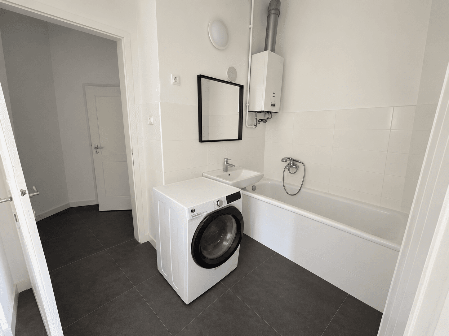 Prenájom bytu 2-izbový 53 m², Lužická, Praha, Praha Prenájom bytu 2-izbový 53 m², Lužická, Praha, Praha