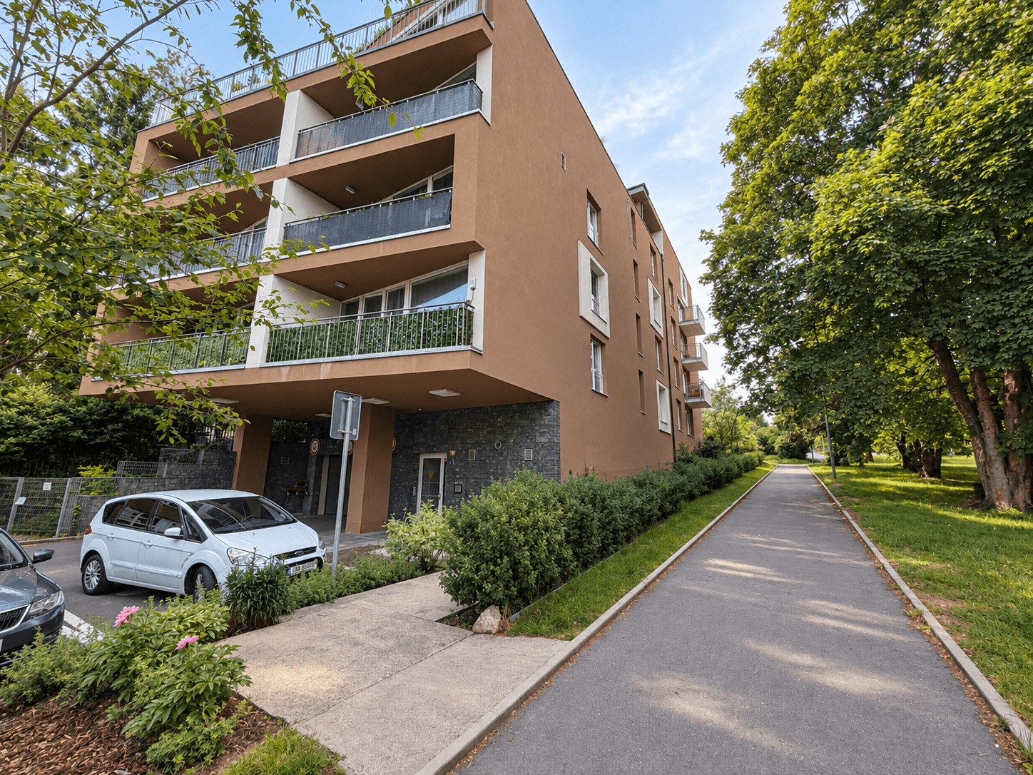 Predaj bytu 2-izbový 57 m², V jehličí, Praha, Praha Predaj bytu 2-izbový 57 m², V jehličí, Praha, Praha