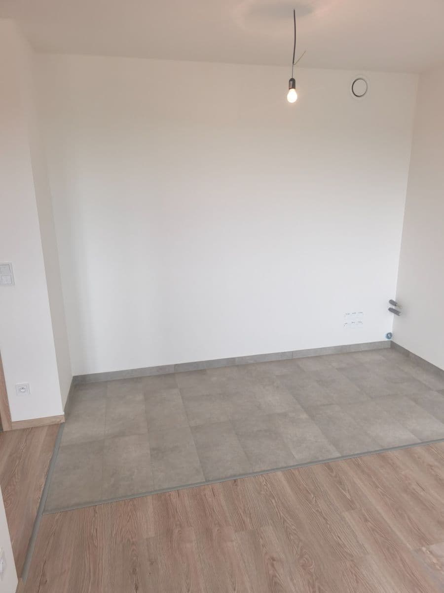 Prenájom bytu 1-izbový 31 m², Arnošta Staňka, Praha, Praha Prenájom bytu 1-izbový 31 m², Arnošta Staňka, Praha, Praha