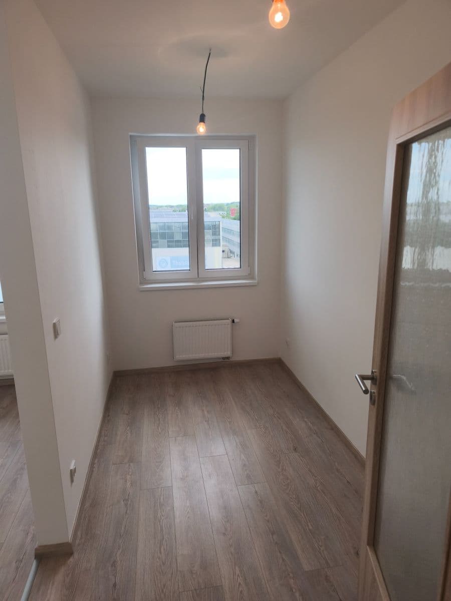 Prenájom bytu 1-izbový 31 m², Arnošta Staňka, Praha, Praha Prenájom bytu 1-izbový 31 m², Arnošta Staňka, Praha, Praha