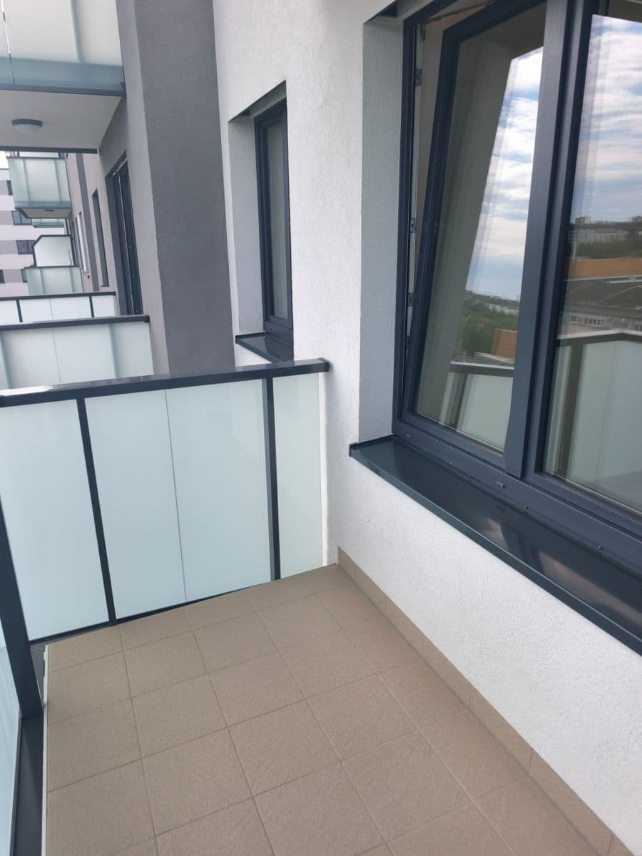 Prenájom bytu 1-izbový 31 m², Arnošta Staňka, Praha, Praha Prenájom bytu 1-izbový 31 m², Arnošta Staňka, Praha, Praha