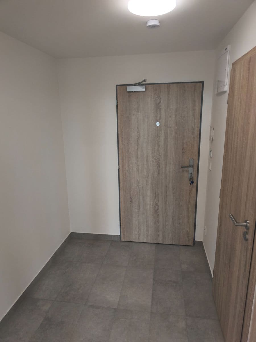 Prenájom bytu 1-izbový 31 m², Arnošta Staňka, Praha, Praha Prenájom bytu 1-izbový 31 m², Arnošta Staňka, Praha, Praha