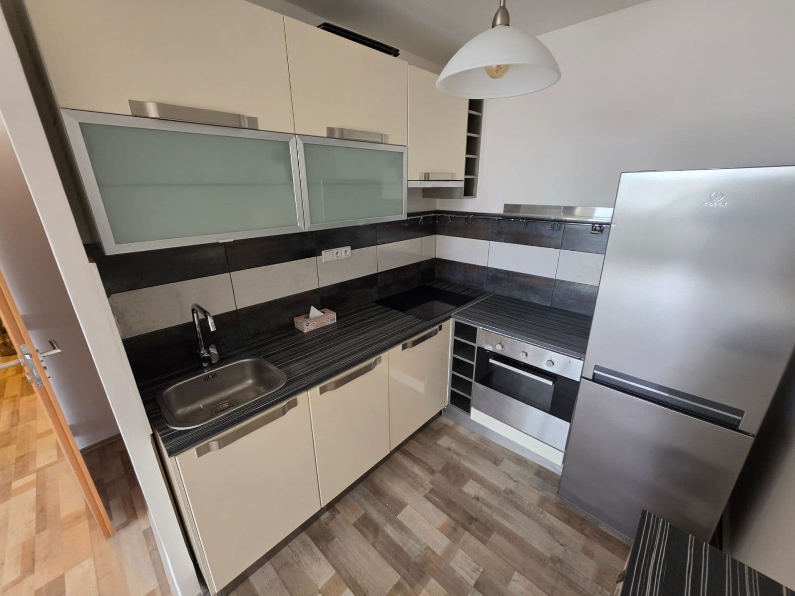 Predaj bytu 2-izbový 56 m², V Hůrkách, Praha, Praha Predaj bytu 2-izbový 56 m², V Hůrkách, Praha, Praha