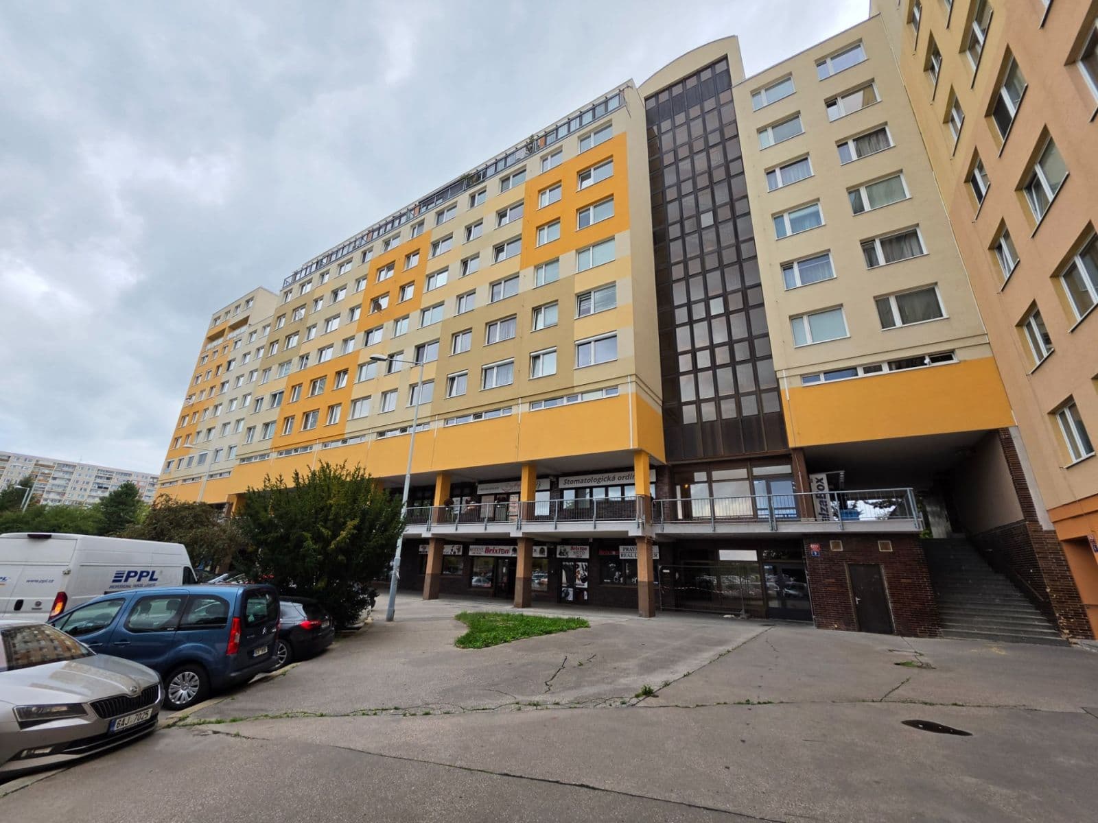 Predaj bytu 2-izbový 56 m², V Hůrkách, Praha, Praha Predaj bytu 2-izbový 56 m², V Hůrkách, Praha, Praha
