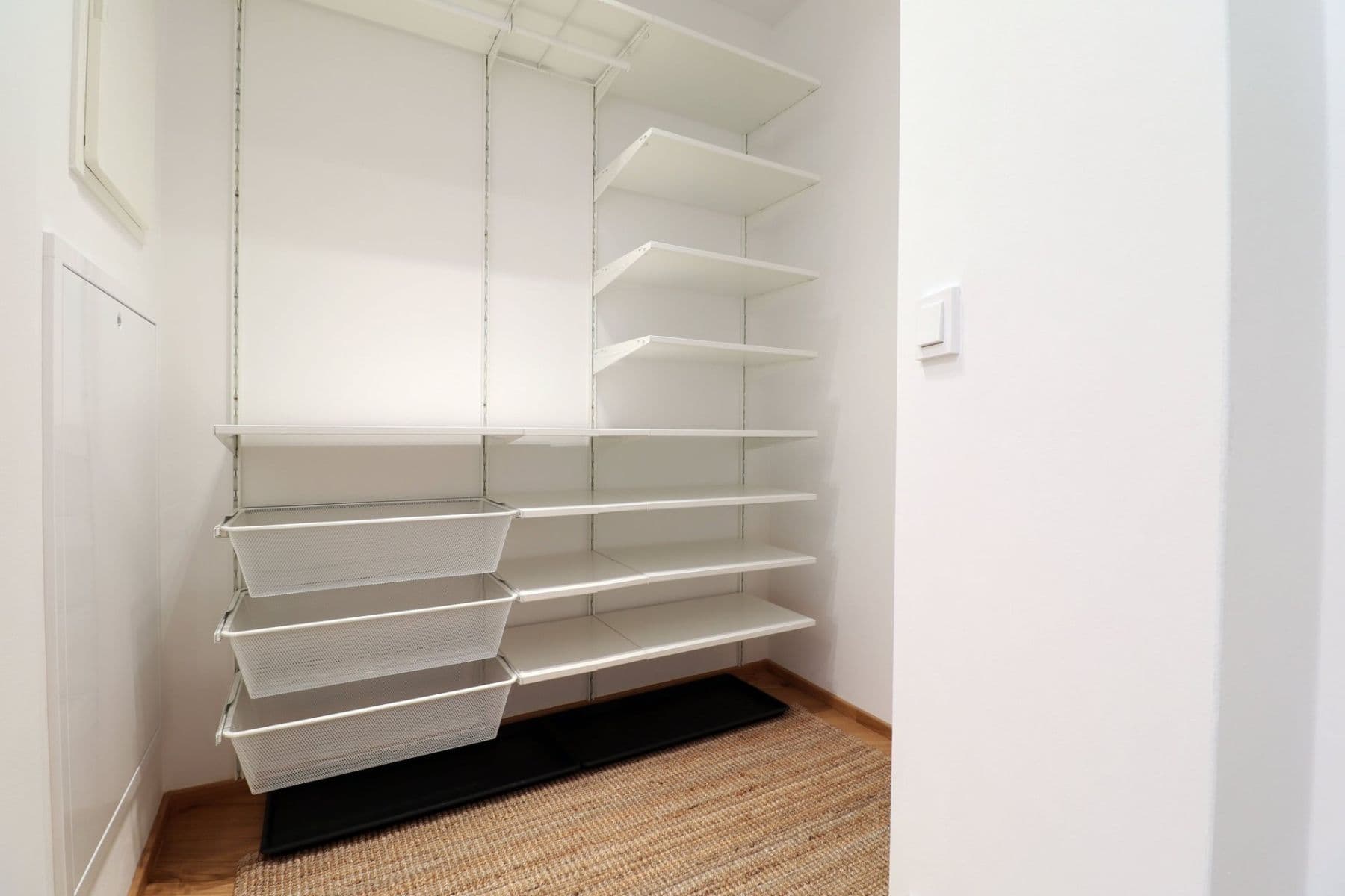 Prenájom bytu 2-izbový 55 m², Sokolova, Praha, Praha Prenájom bytu 2-izbový 55 m², Sokolova, Praha, Praha