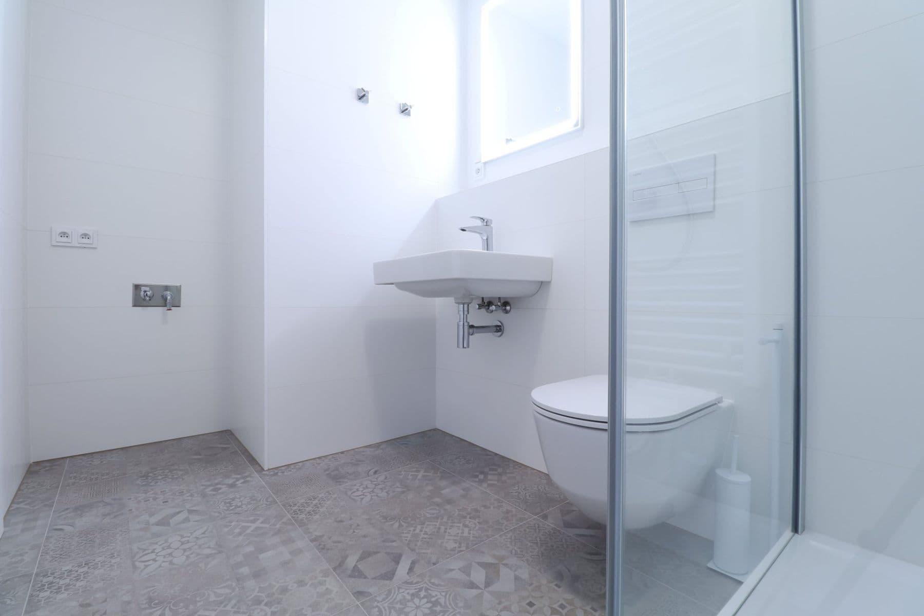 Prenájom bytu 2-izbový 55 m², Sokolova, Praha, Praha Prenájom bytu 2-izbový 55 m², Sokolova, Praha, Praha
