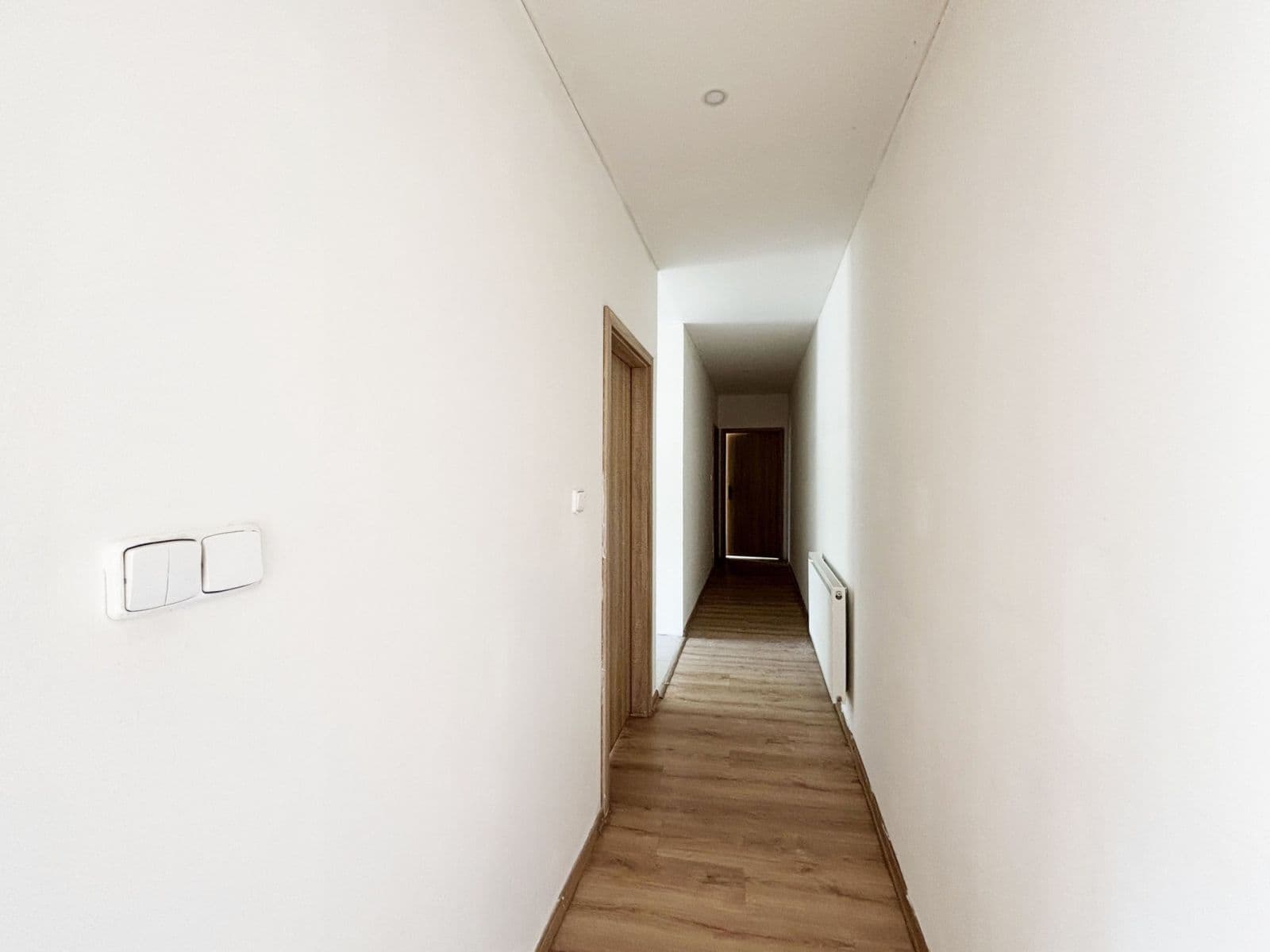 Prenájom bytu 3-izbový 67 m², Palackého náměstí, Dobrovice, Středočeský kraj Prenájom bytu 3-izbový 67 m², Palackého náměstí, Dobrovice, Středočeský kraj
