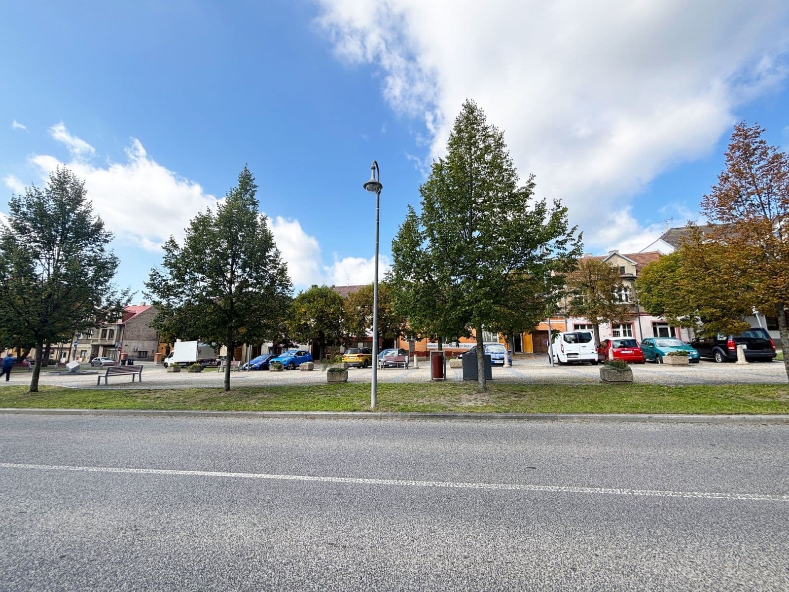 Prenájom bytu 3-izbový 67 m², Palackého náměstí, Dobrovice, Středočeský kraj Prenájom bytu 3-izbový 67 m², Palackého náměstí, Dobrovice, Středočeský kraj